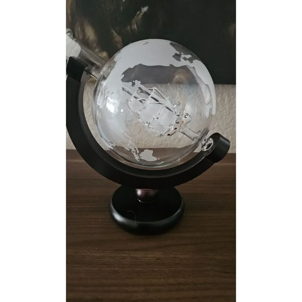 Hammer & Axe etched continents